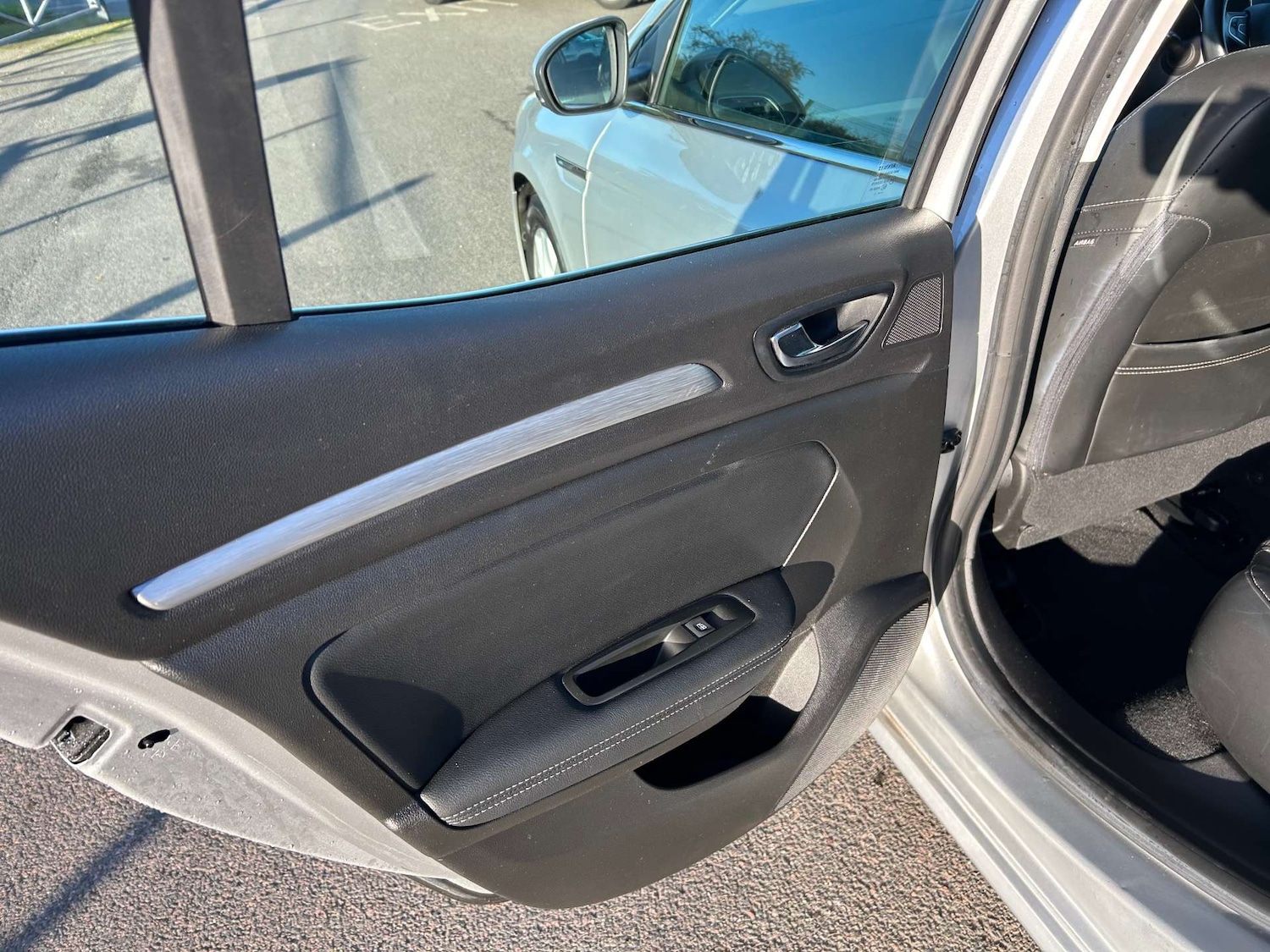 Used Renault Megane 2017 for sale - 76223011: Photo 30