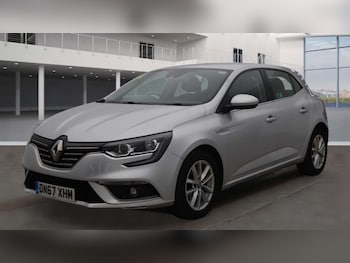 Used Renault Megane 2017 for sale - 76223011: Photo 3