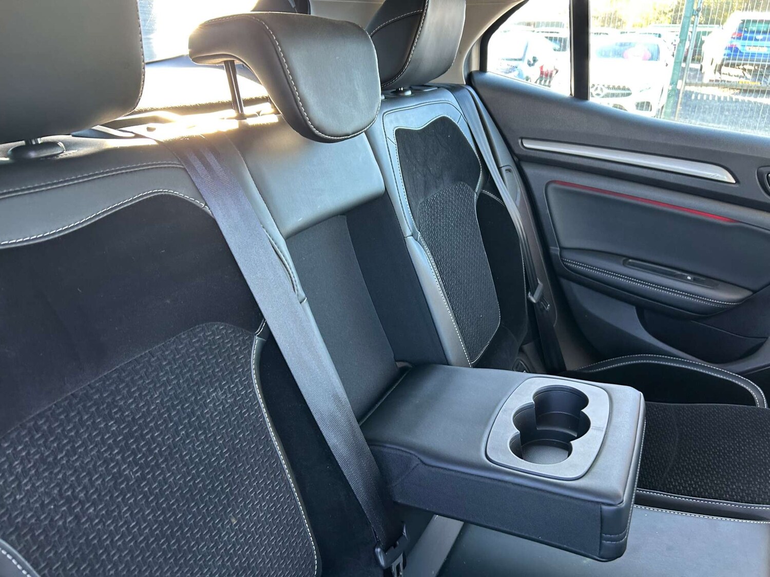 Used Renault Megane 2017 for sale - 76223011: Photo 41