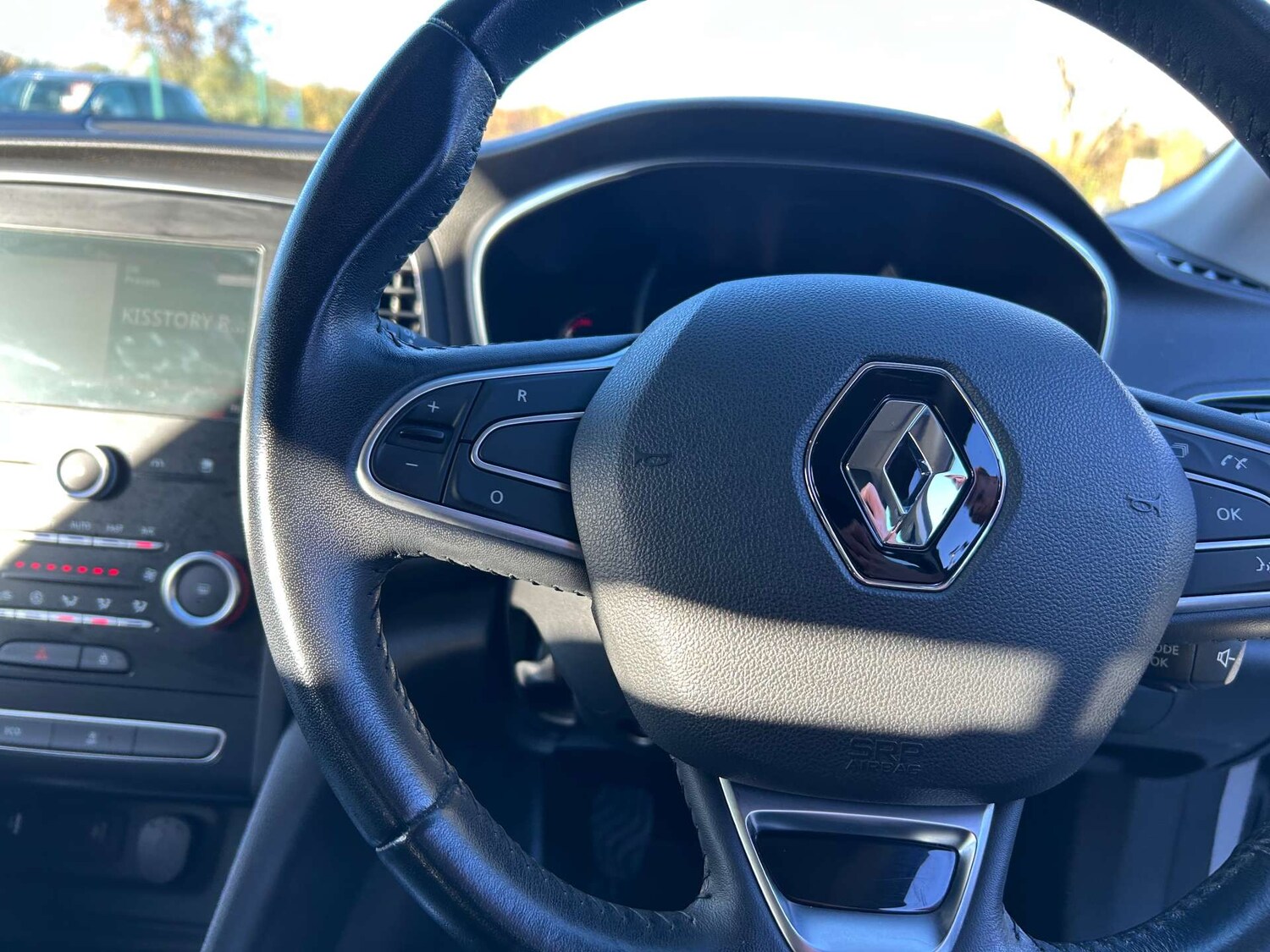 Used Renault Megane 2017 for sale - 76223011: Photo 46