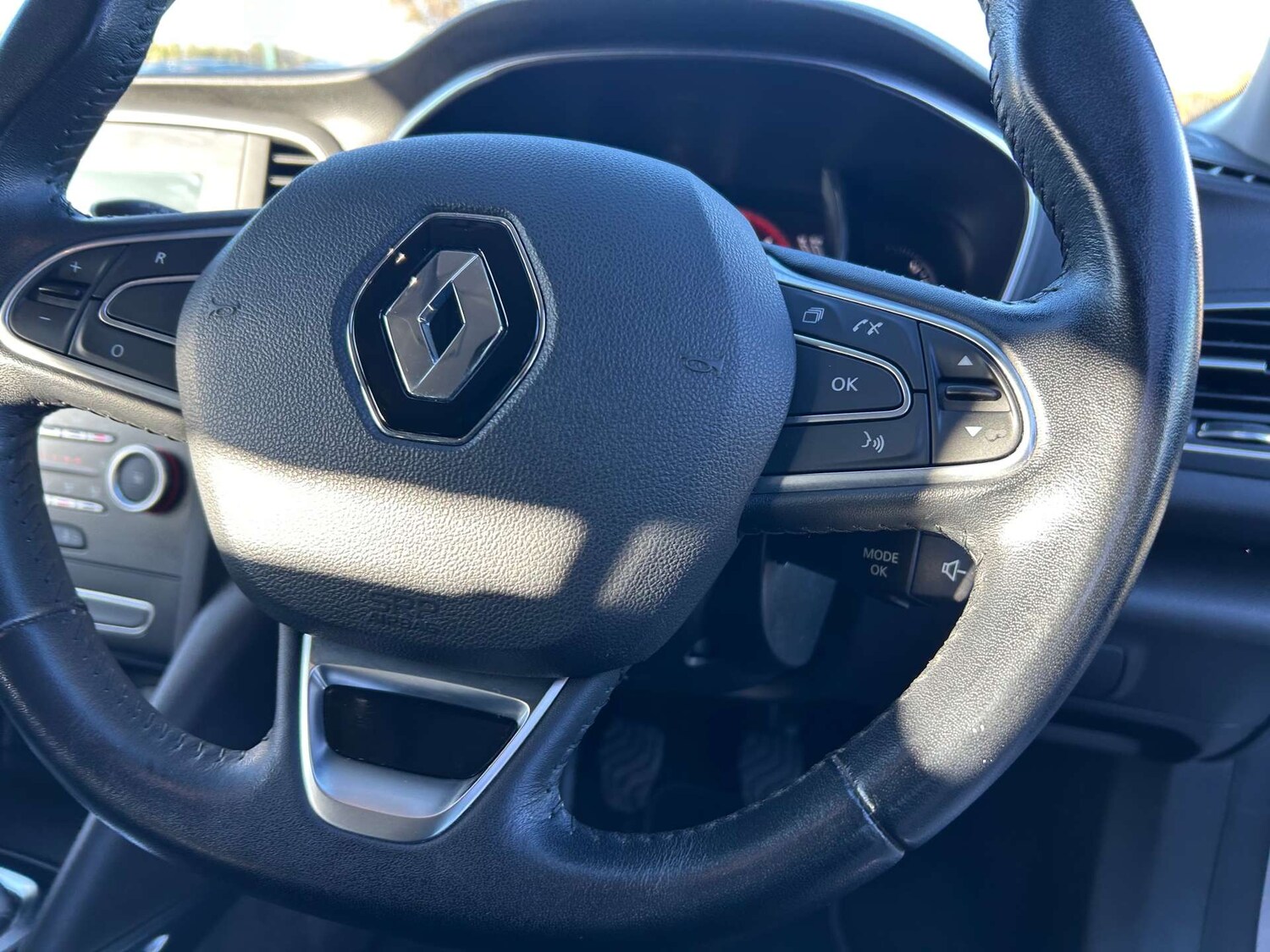 Used Renault Megane 2017 for sale - 76223011: Photo 50