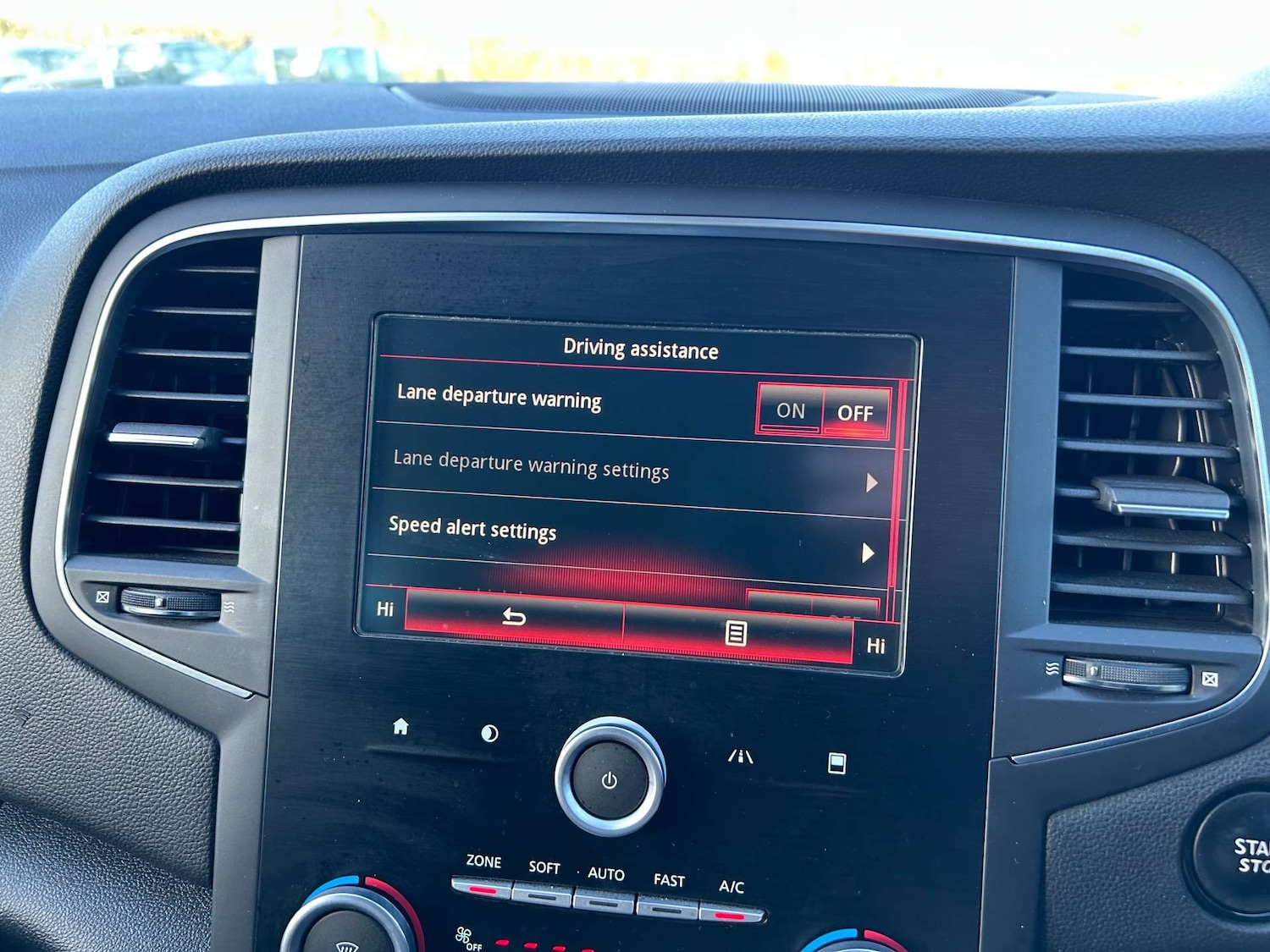 Used Renault Megane 2017 for sale - 76223011: Photo 55