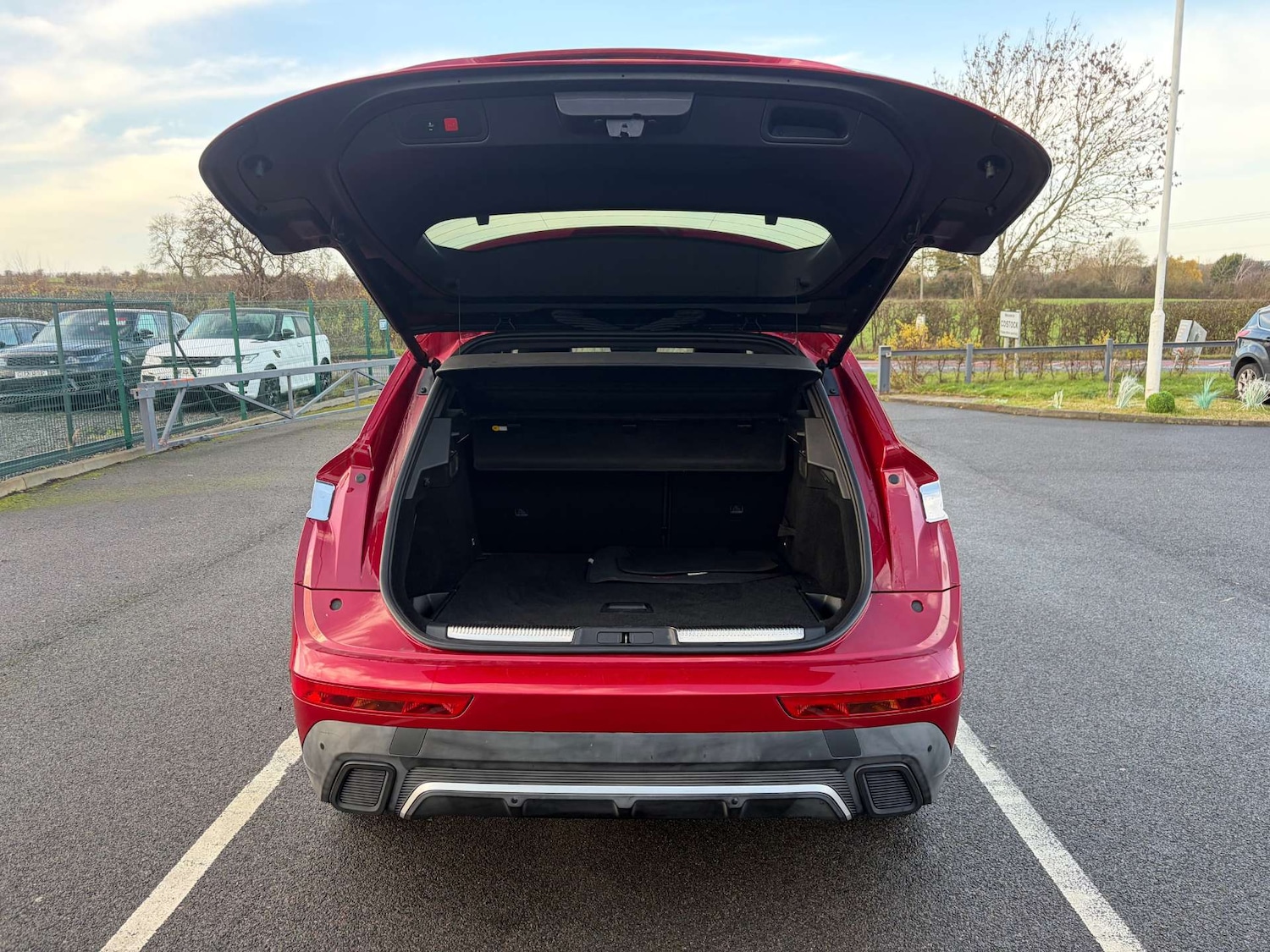 Used DS Automobiles DS 7 Crossback 2018 for sale - 76829898: Photo 24