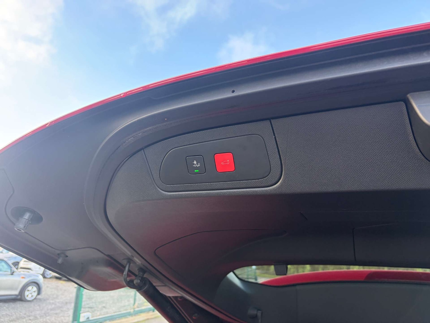 Used DS Automobiles DS 7 Crossback 2018 for sale - 76829898: Photo 27