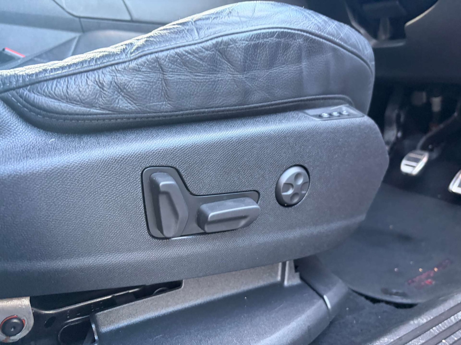 Used DS Automobiles DS 7 Crossback 2018 for sale - 76829898: Photo 42