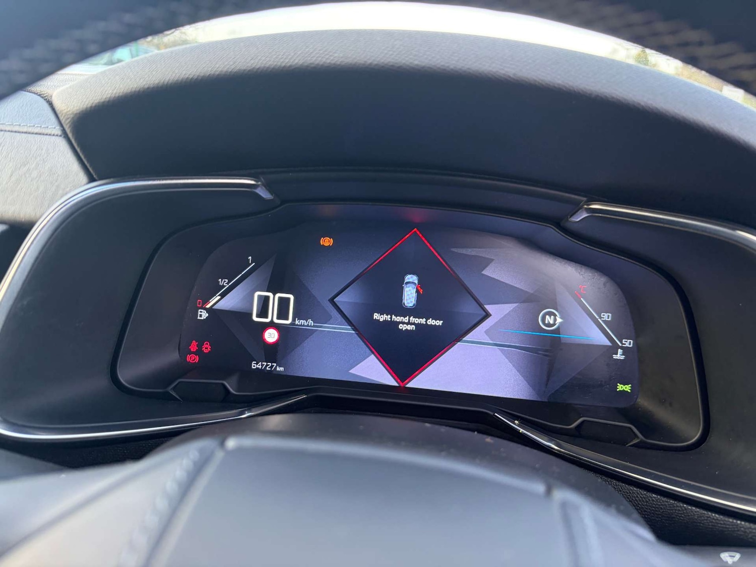 Used DS Automobiles DS 7 Crossback 2018 for sale - 76829898: Photo 48