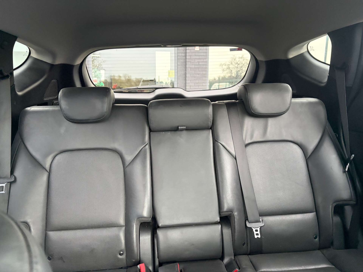 Used Hyundai Santa Fe 2018 for sale - 76979288: Photo 30