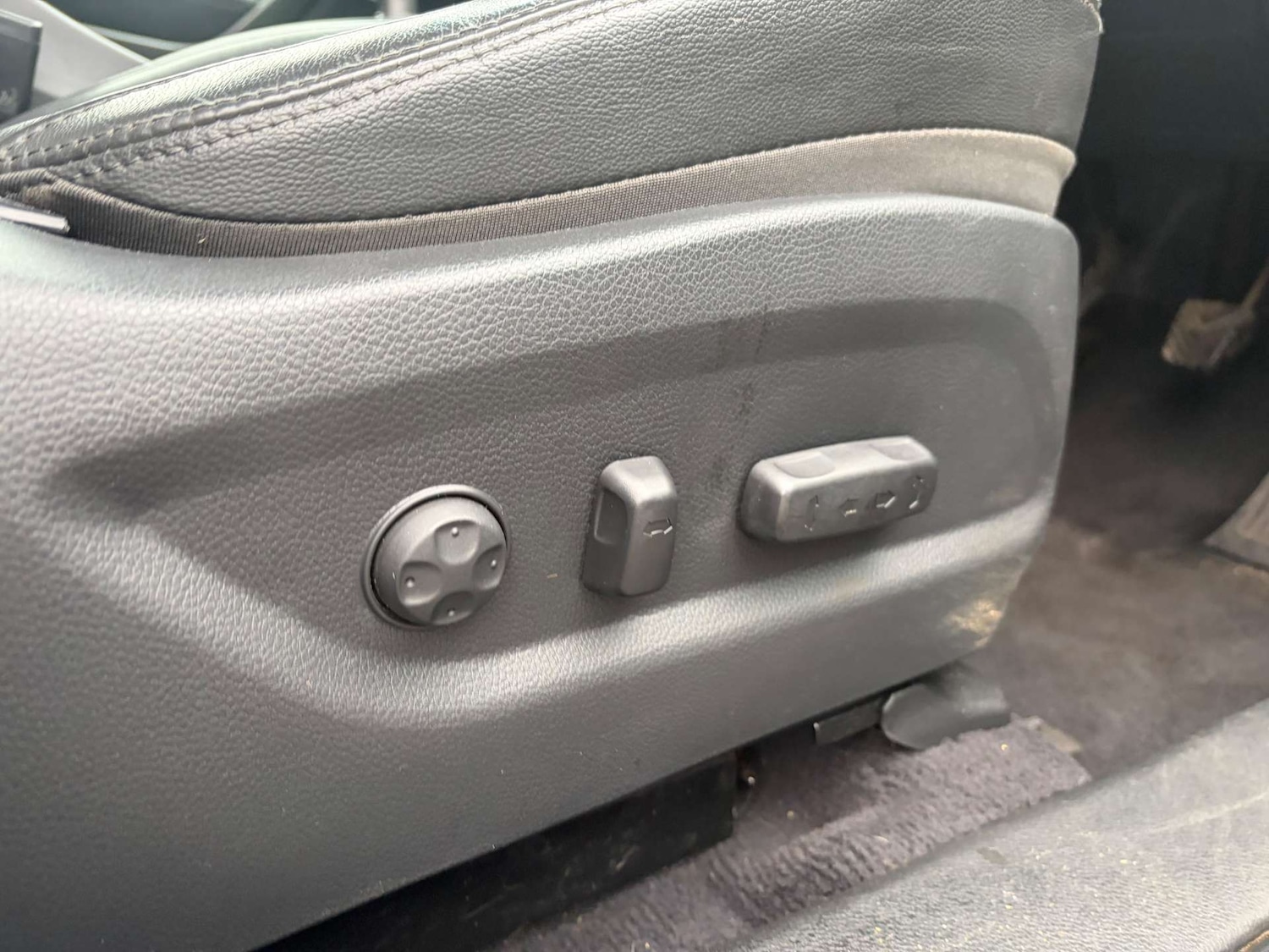 Used Hyundai Santa Fe 2018 for sale - 76979288: Photo 36