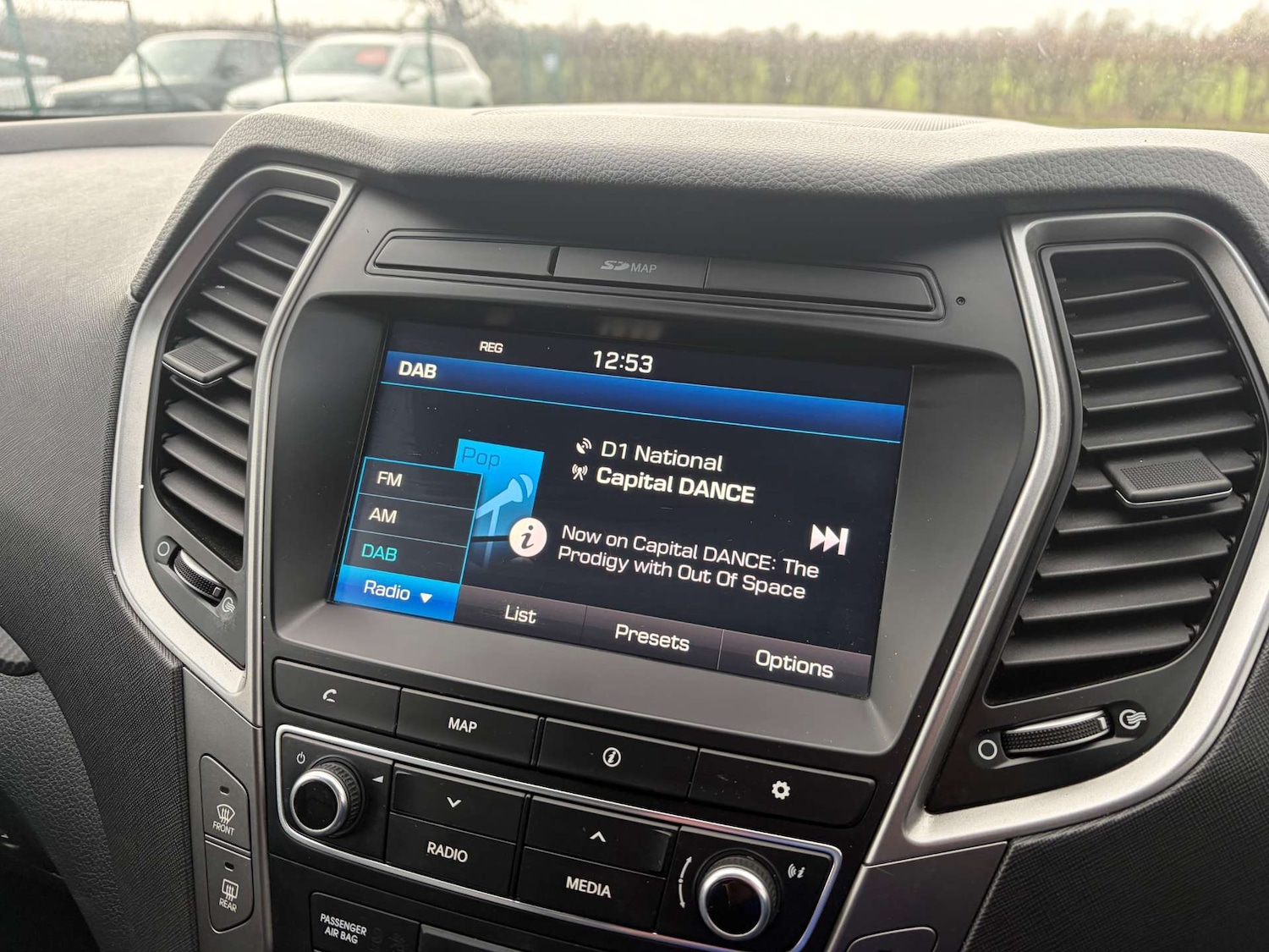 Used Hyundai Santa Fe 2018 for sale - 76979288: Photo 49