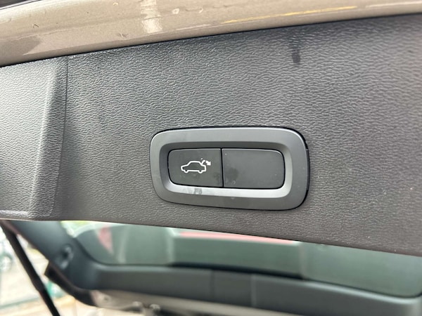 Used Volvo XC40 2021 for sale - 76223014: Photo 31