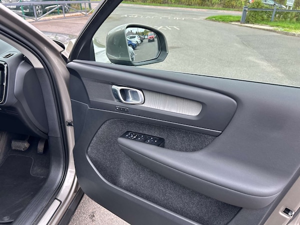 Used Volvo XC40 2021 for sale - 76223014: Photo 39