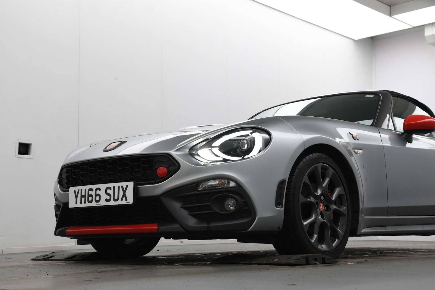 Used Abarth 124 Spider 2016 for sale - 77523386: Photo 23