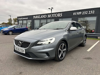 Used Volvo V40 2017 for sale - 76139832: Photo