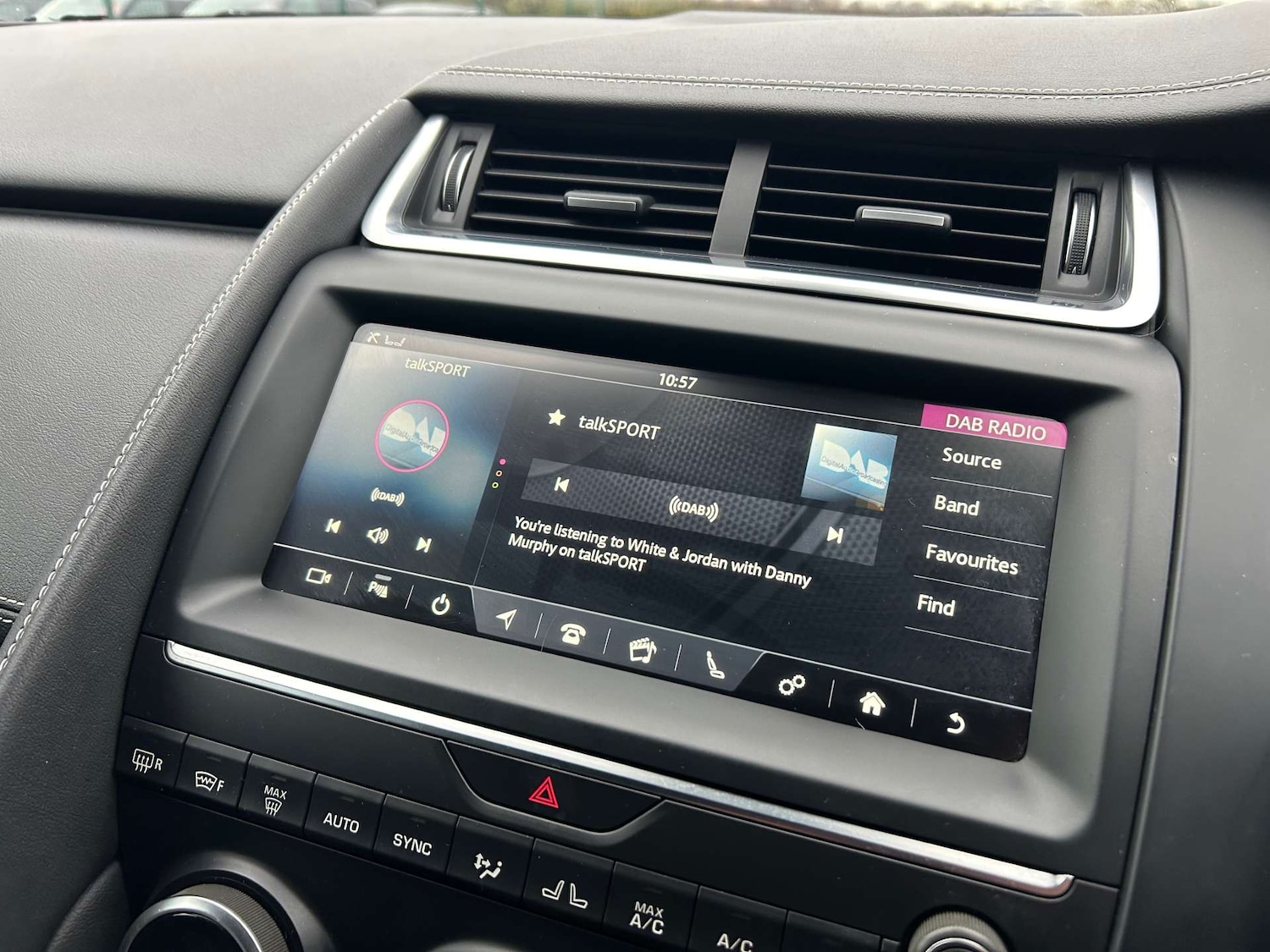 Used Jaguar E-Pace 2018 for sale - 77104181: Photo 59