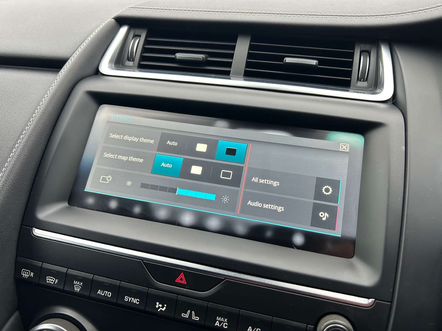 Used Jaguar E-Pace 2018 for sale - 77104181: Photo 62