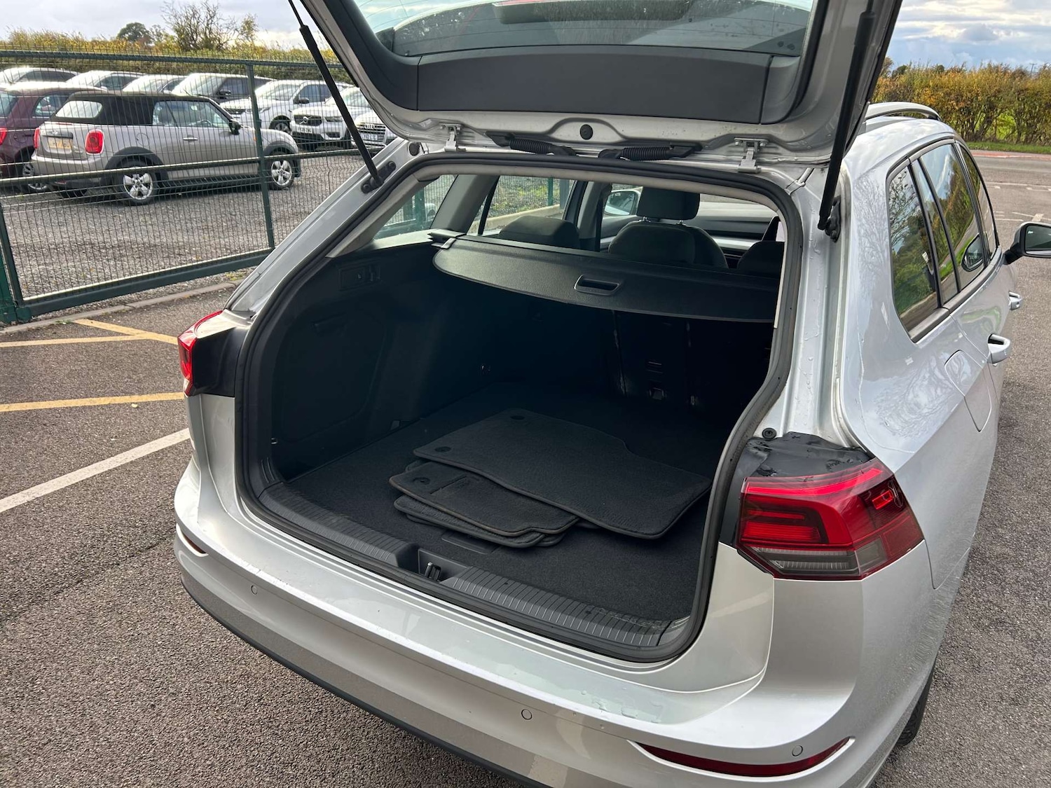 Used Volkswagen Golf 2022 for sale - 76266396: Photo 26