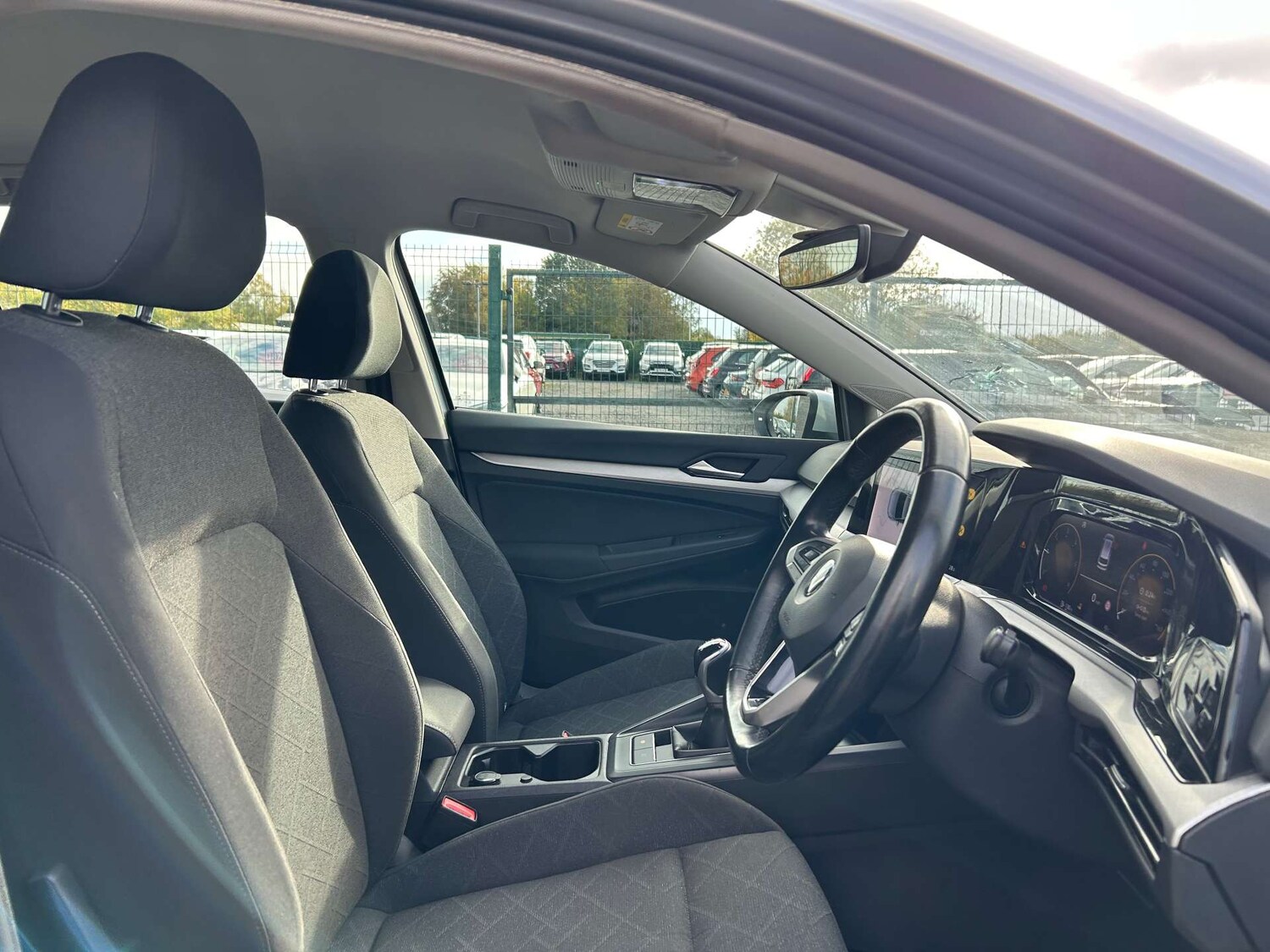 Used Volkswagen Golf 2022 for sale - 76266396: Photo 41