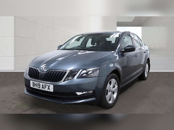Used Skoda Octavia 2019 for sale - 78698855: Photo