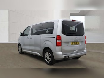 Used Peugeot Traveller 2019 for sale - 79422050: Photo