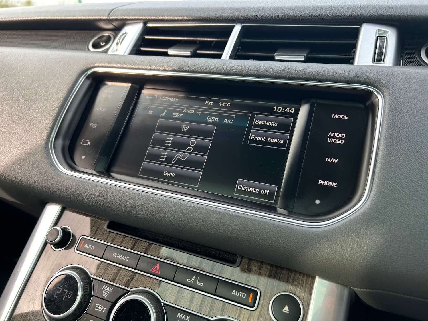 Used Land Rover Range Rover Sport 2015 for sale - 76770240: Photo 31