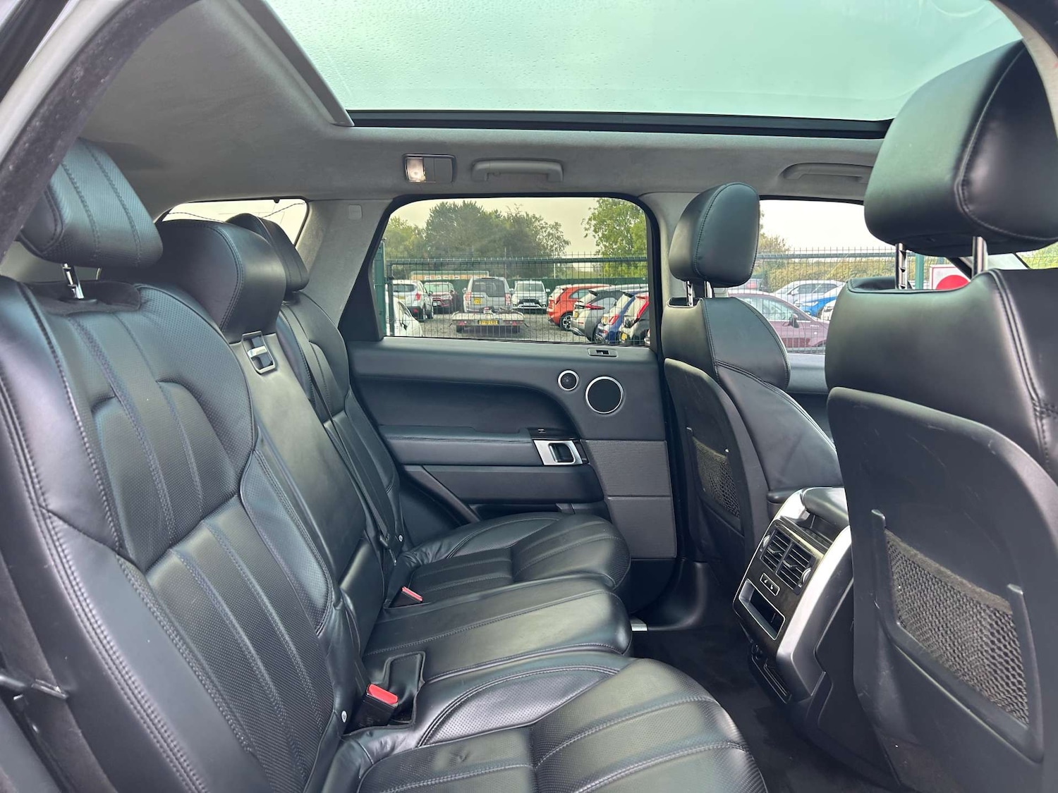 Used Land Rover Range Rover Sport 2015 for sale - 76770240: Photo 39