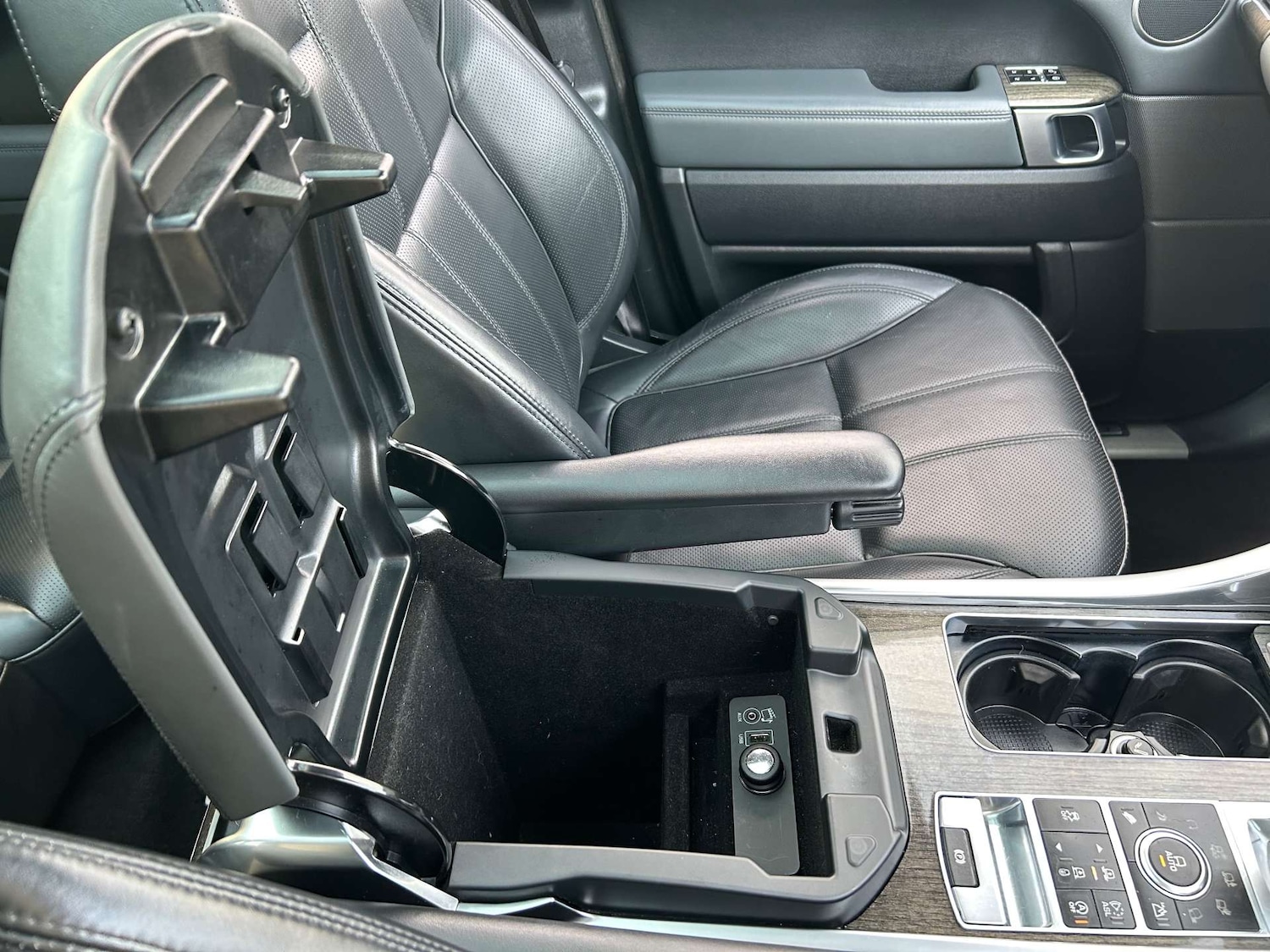 Used Land Rover Range Rover Sport 2015 for sale - 76770240: Photo 53