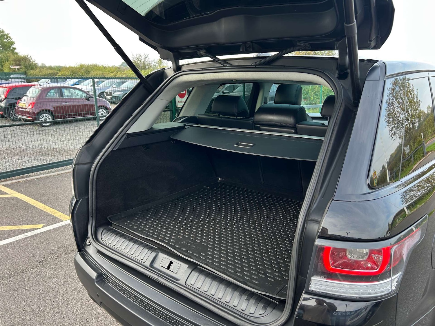 Used Land Rover Range Rover Sport 2015 for sale - 76770240: Photo 59