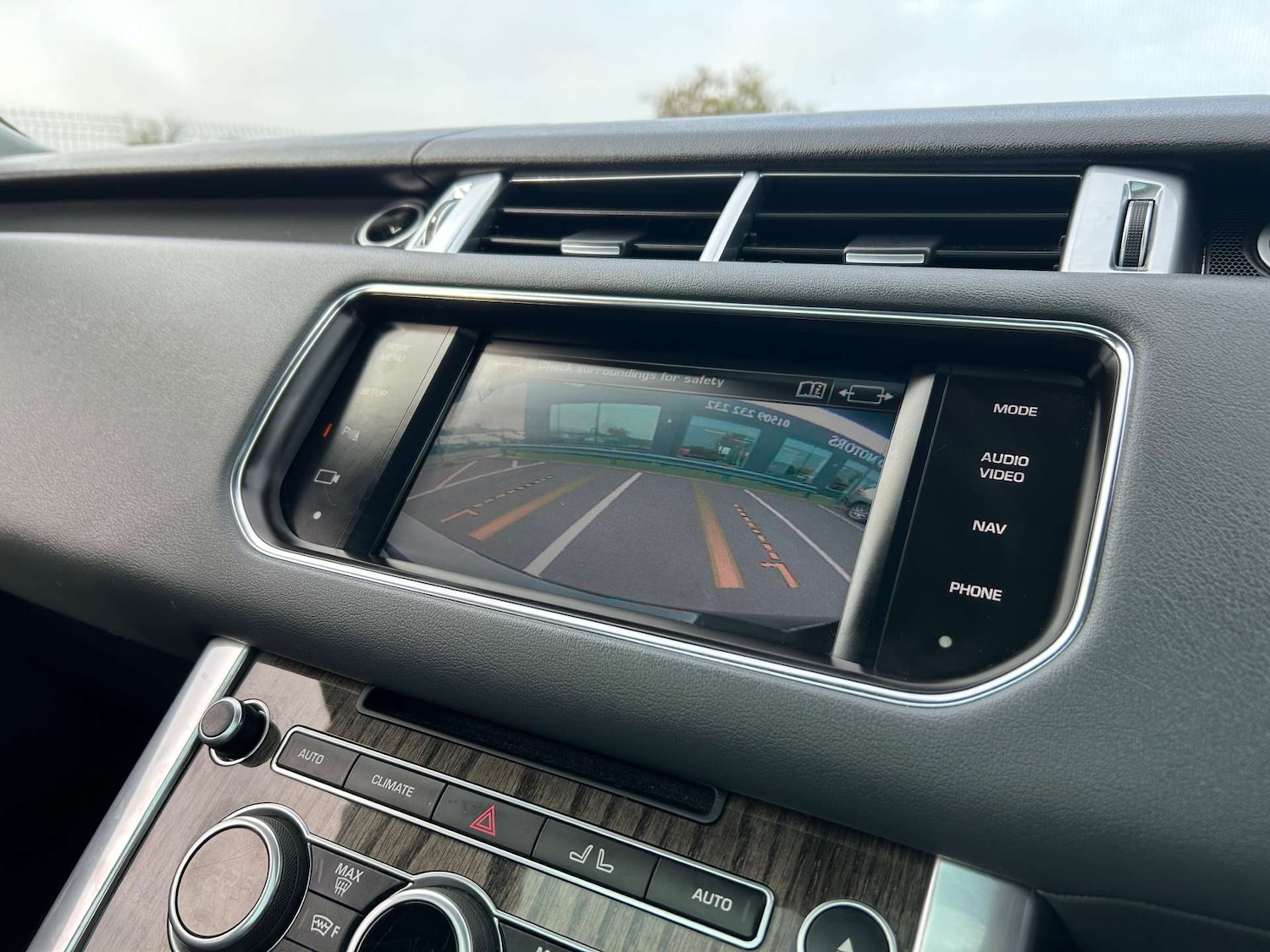 Used Land Rover Range Rover Sport 2015 for sale - 76770240: Photo 69