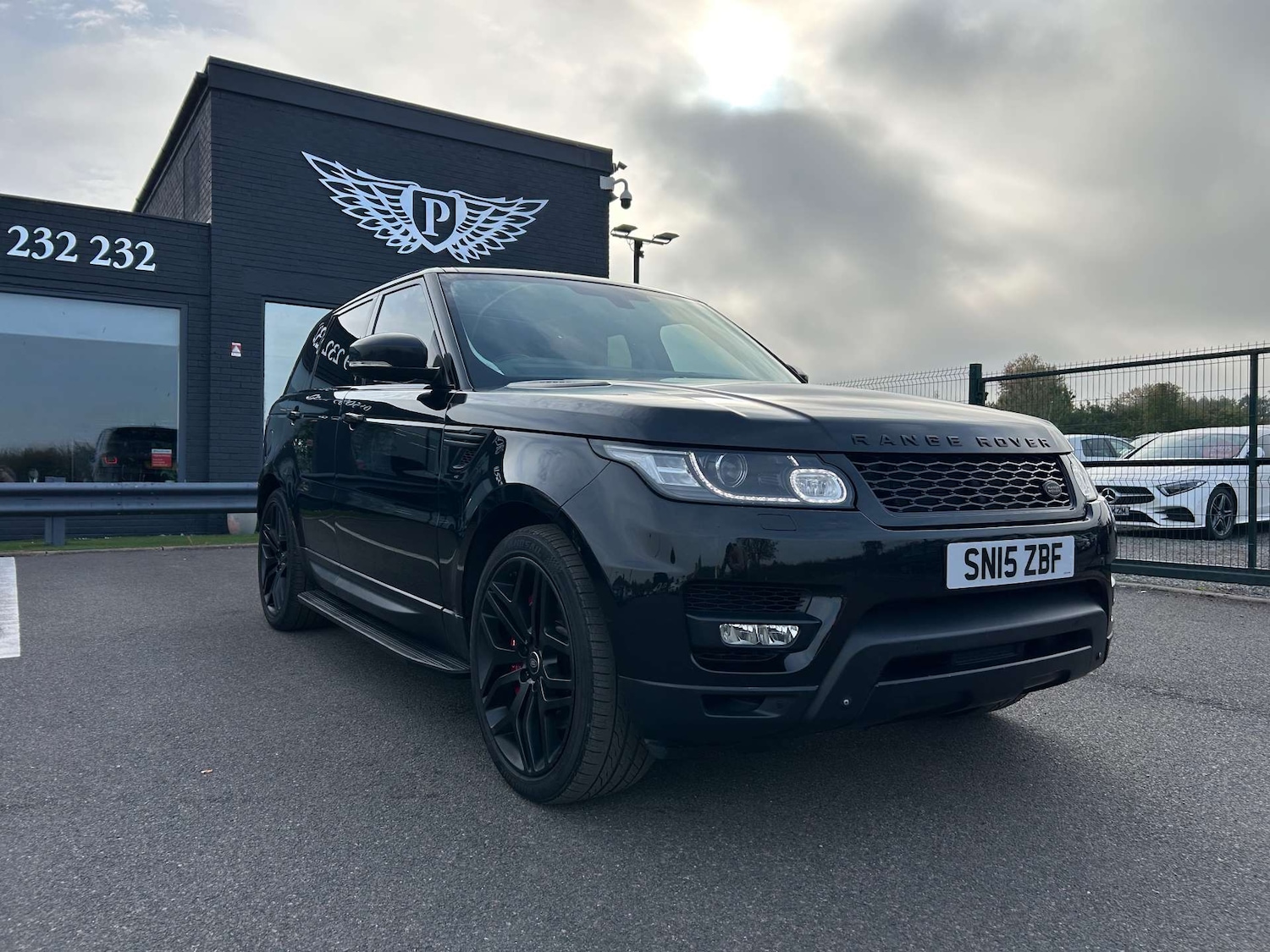 Used Land Rover Range Rover Sport 2015 for sale - 76770240: Photo 70