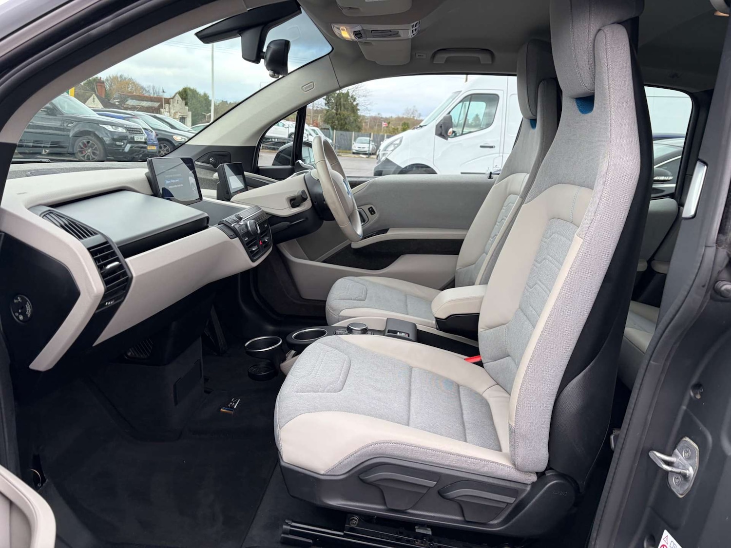 Used BMW i3 2018 for sale - 77632202: Photo 15