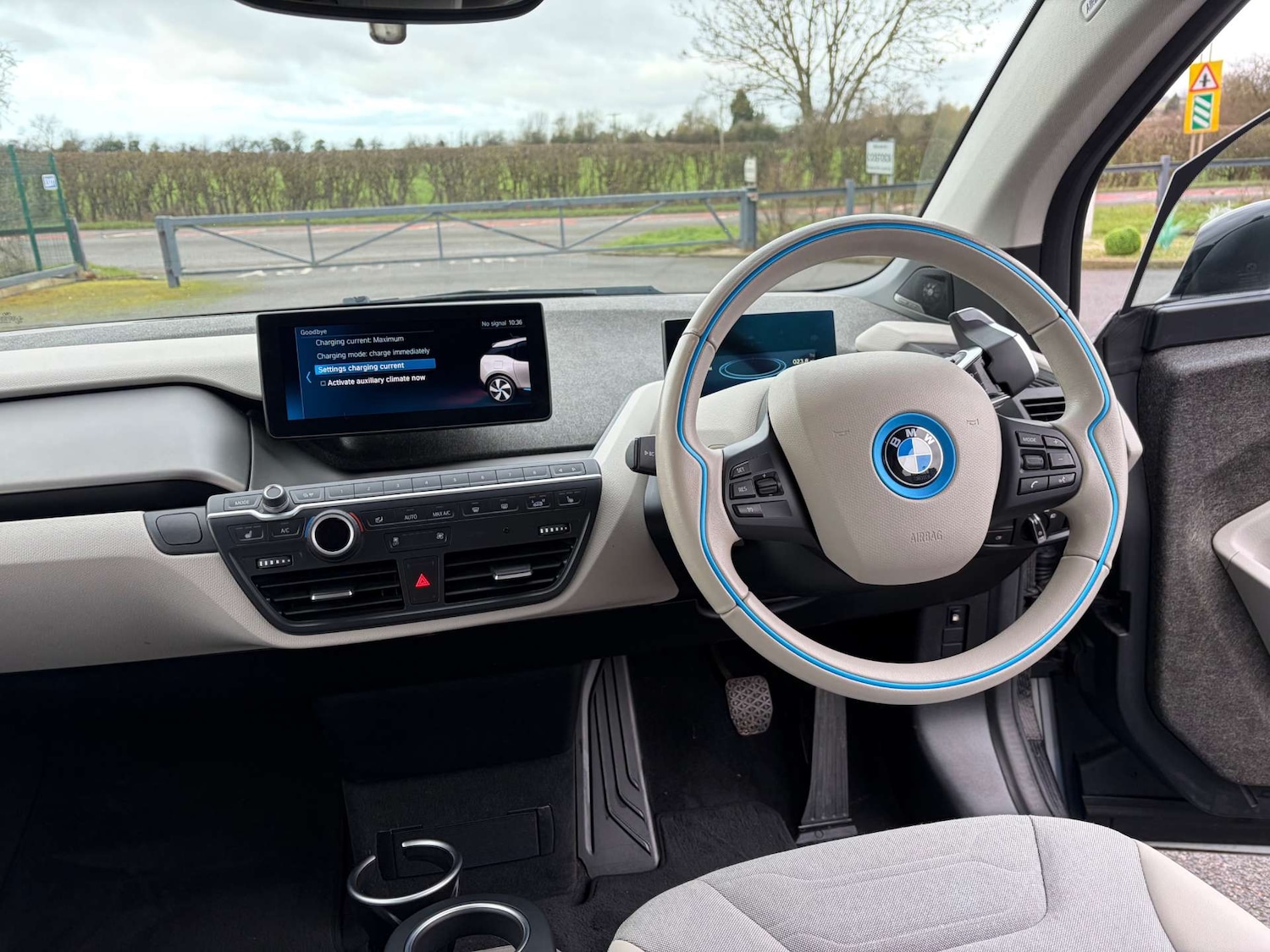 Used BMW i3 2018 for sale - 77632202: Photo 2