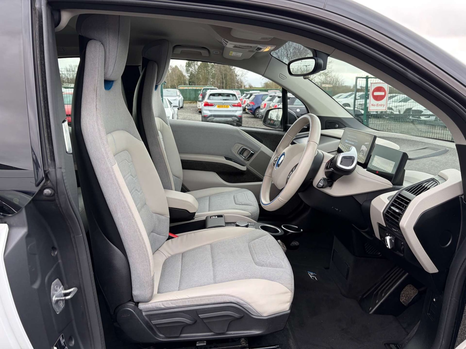 Used BMW i3 2018 for sale - 77632202: Photo 37