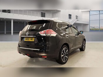 Used Nissan X-Trail 2016 for sale - 77470109: Photo