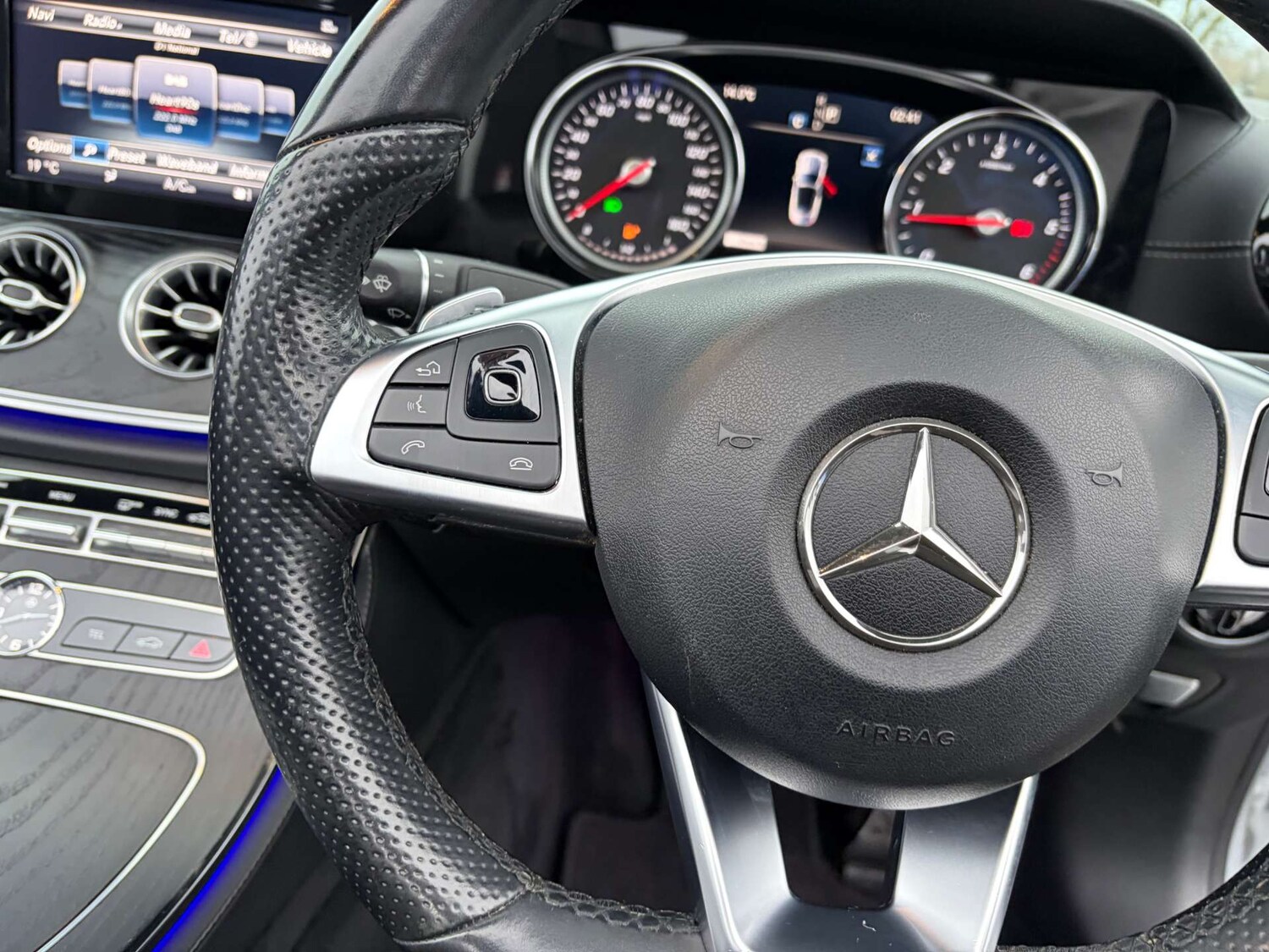 Used Mercedes-Benz E Class 2018 for sale - 77157187: Photo 44