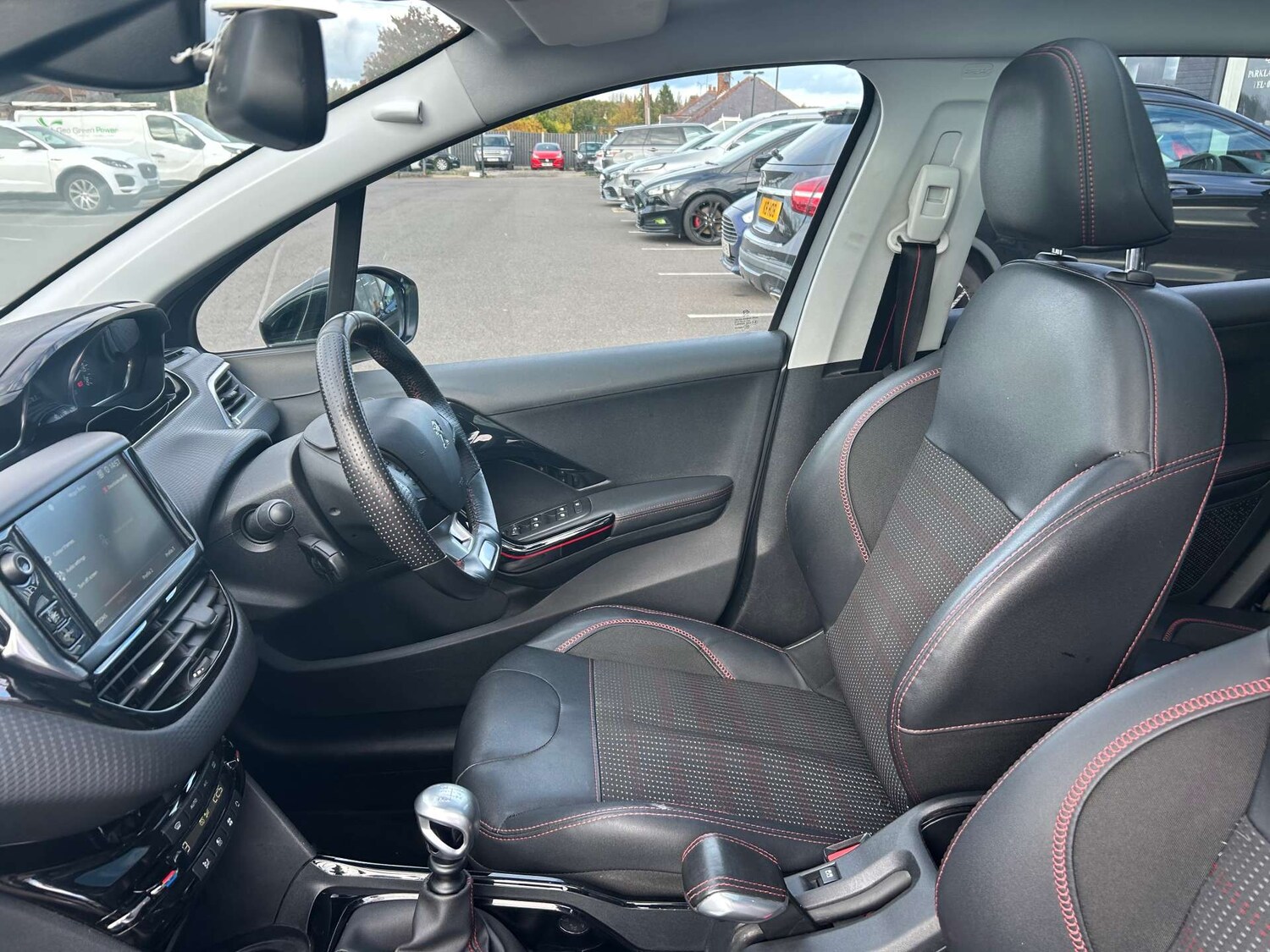 Used Peugeot 2008 2017 for sale - 76223008: Photo 26