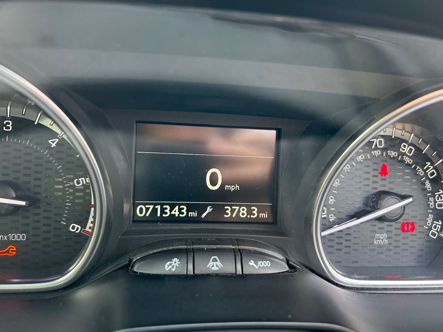 Used Peugeot 2008 2017 for sale - 76223008: Photo 27