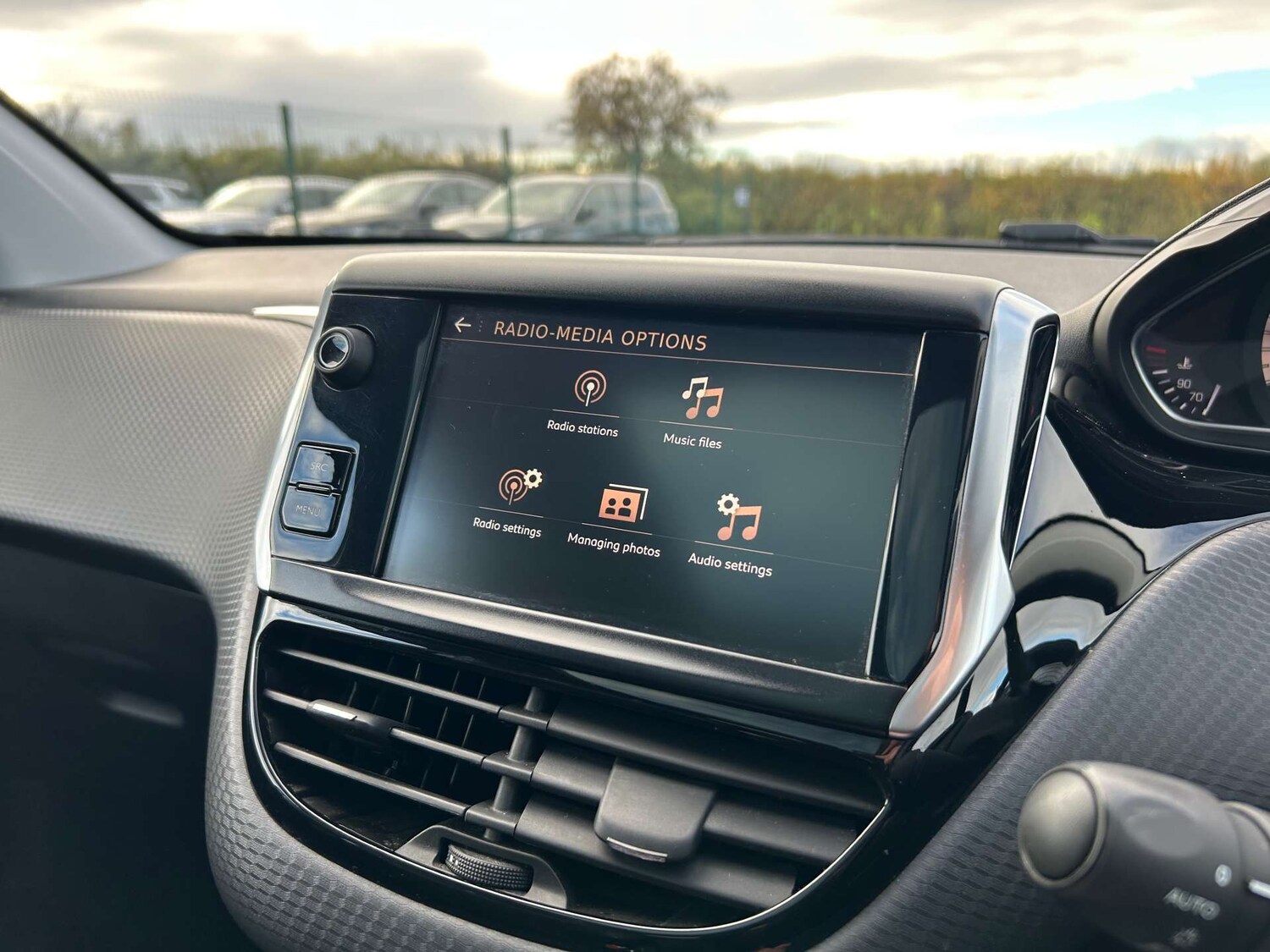 Used Peugeot 2008 2017 for sale - 76223008: Photo 31