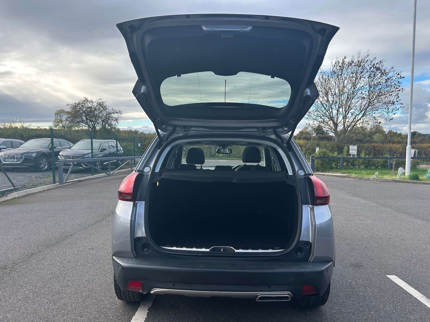 Used Peugeot 2008 2017 for sale - 76223008: Photo 37