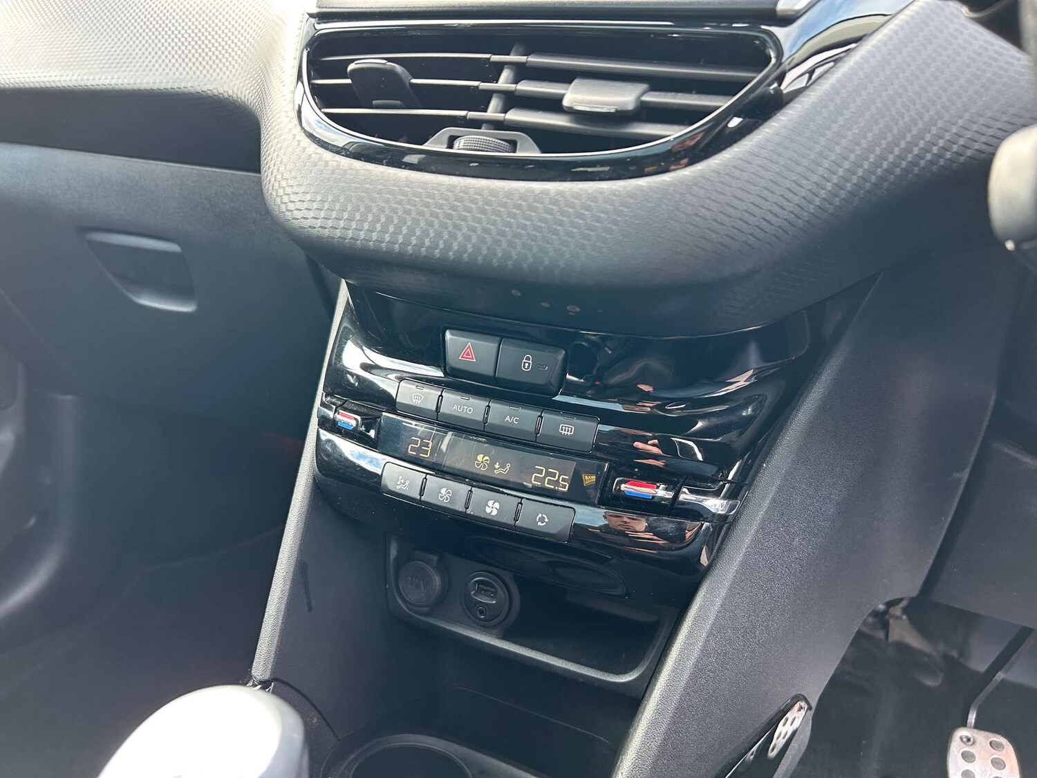 Used Peugeot 2008 2017 for sale - 76223008: Photo 52