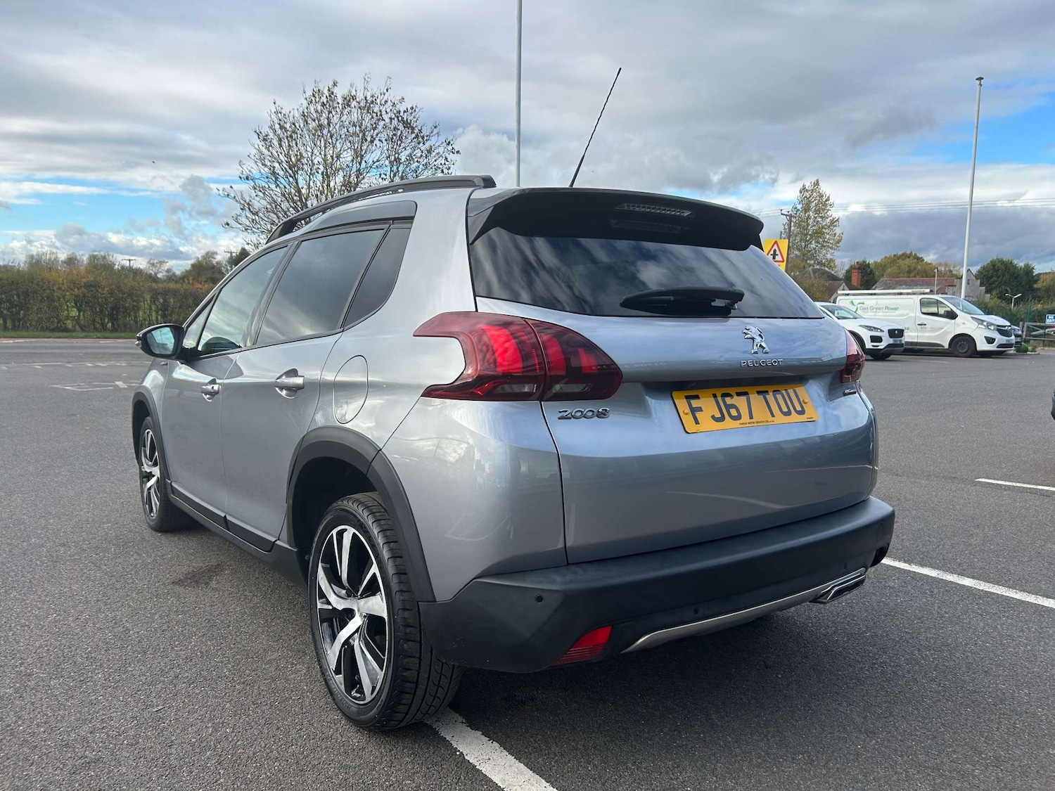Used Peugeot 2008 2017 for sale - 76223008: Photo 6