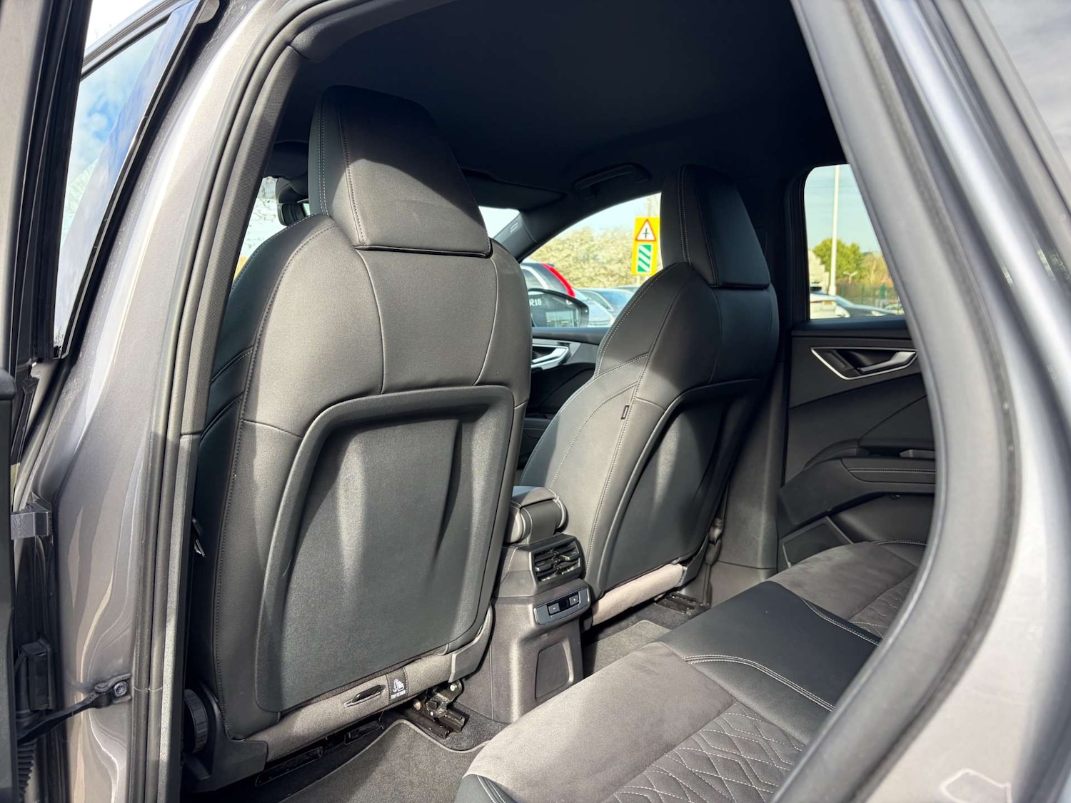 Used Audi Q4 e-tron 2024 for sale - 77809763: Photo 22