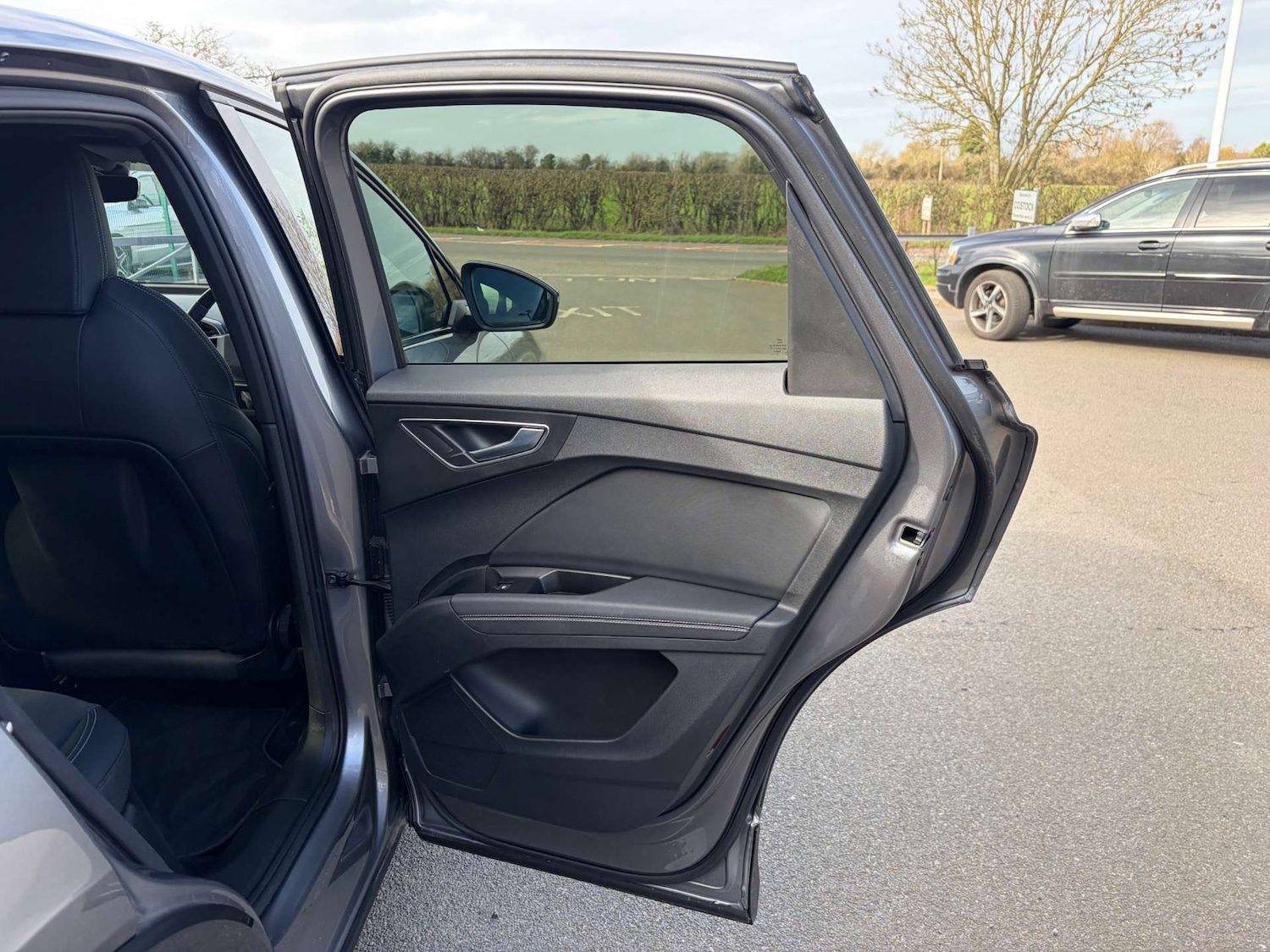 Used Audi Q4 e-tron 2024 for sale - 77809763: Photo 29