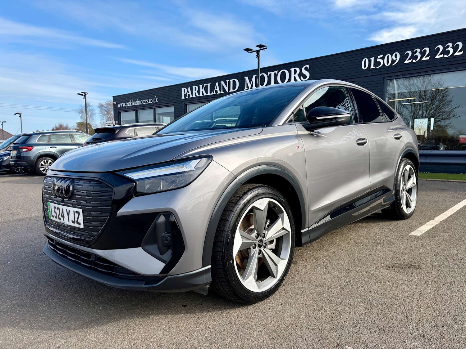 Used Audi Q4 e-tron 2024 for sale - 77809763: Photo 4