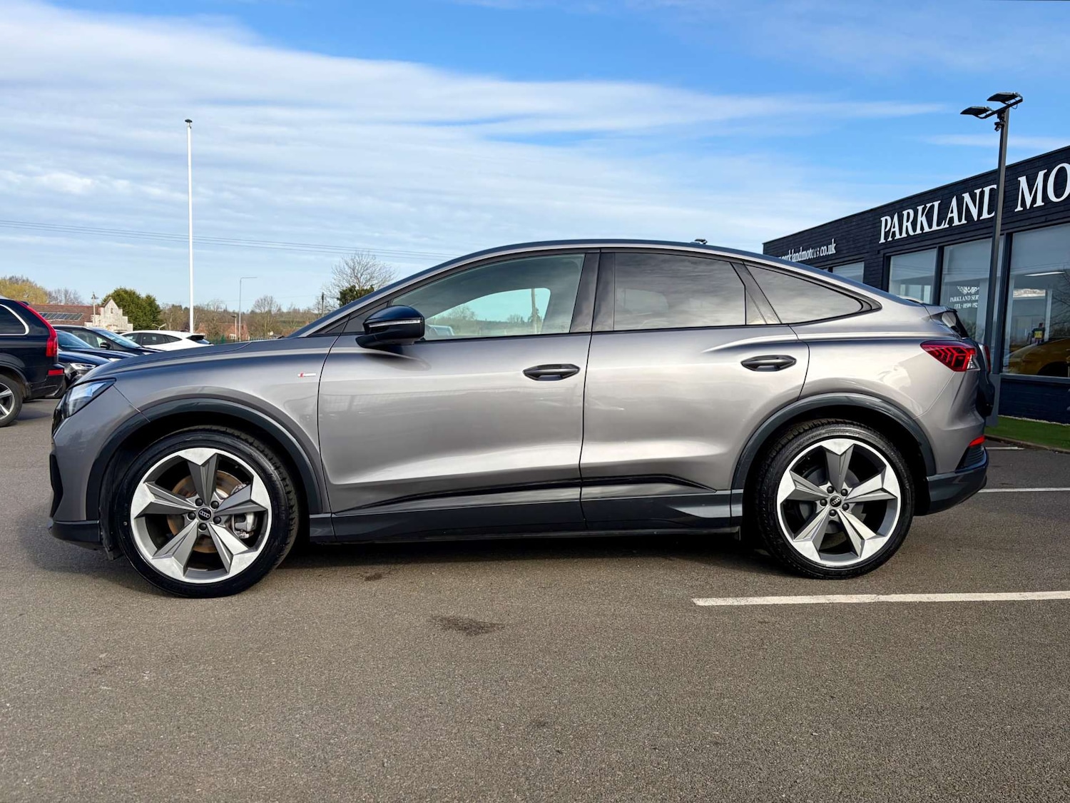 Used Audi Q4 e-tron 2024 for sale - 77809763: Photo 5