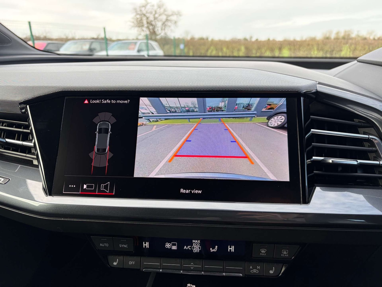 Used Audi Q4 e-tron 2024 for sale - 77809763: Photo 61