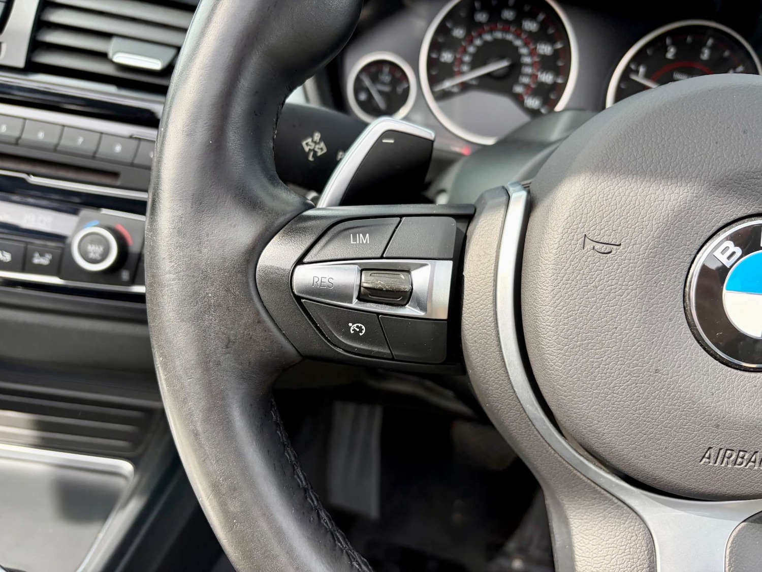 Used BMW 4 Series 2017 for sale - 77163703: Photo 43