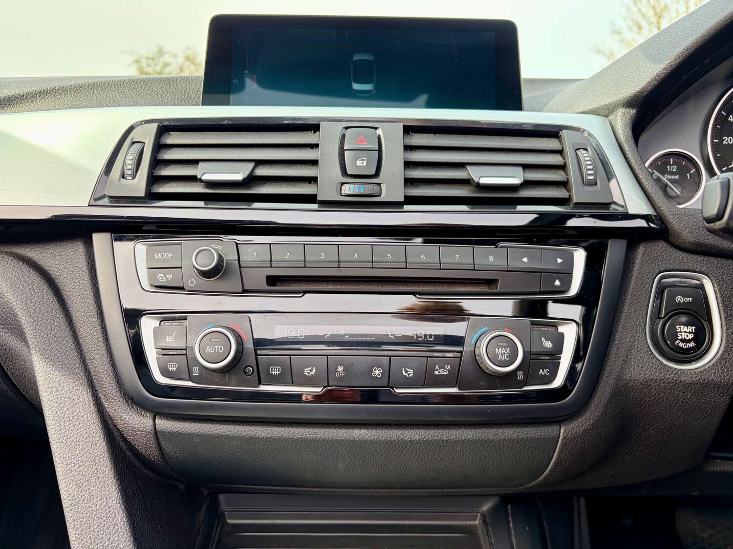 Used BMW 4 Series 2017 for sale - 77163703: Photo 51