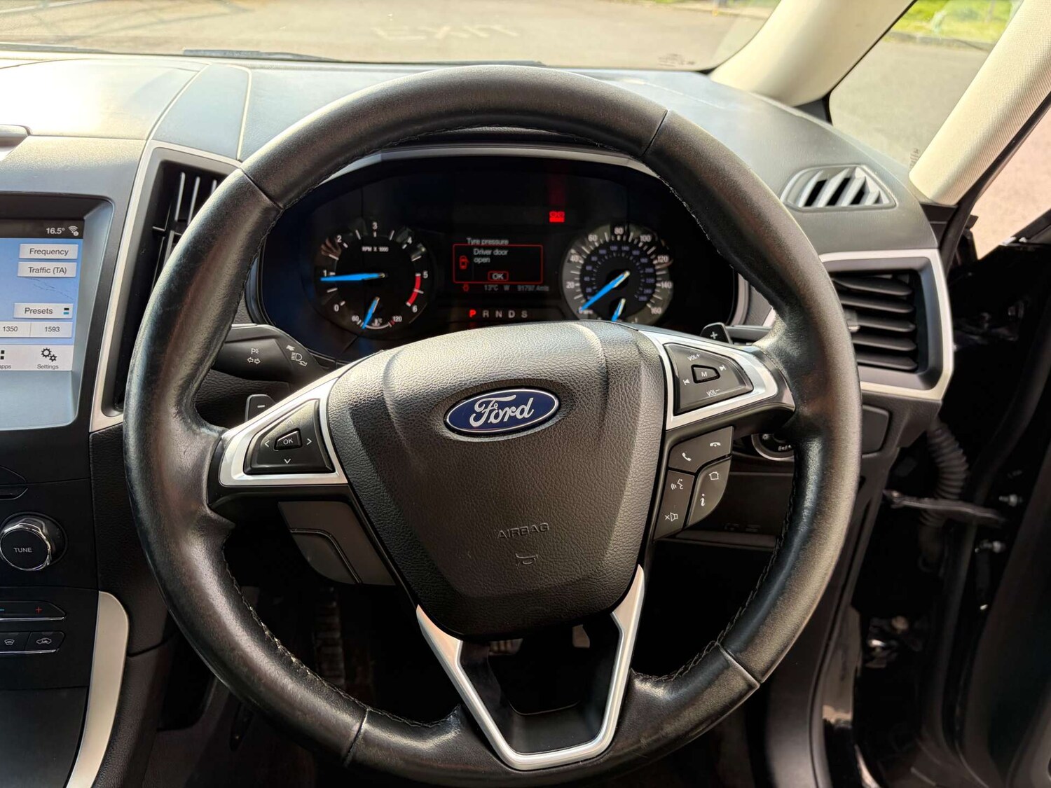 Used Ford Galaxy 2018 for sale - 78152409: Photo 41