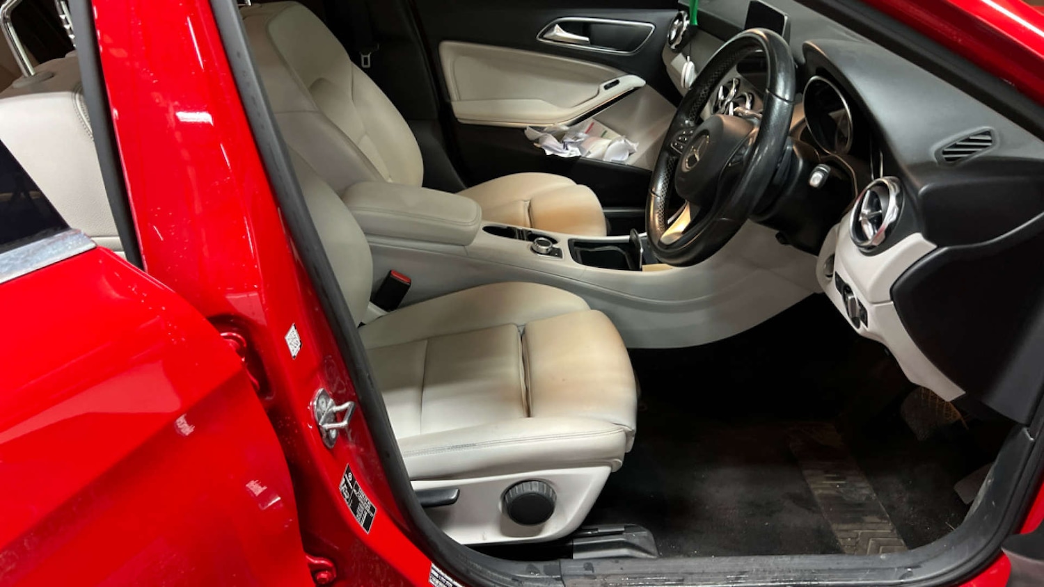 Used Mercedes-Benz GLA 2018 for sale - 76404398: Photo 9