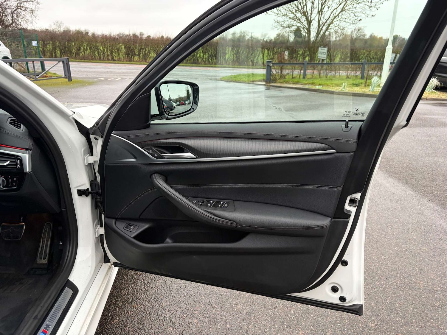 Used BMW 5 Series 2022 for sale - 76973918: Photo 38